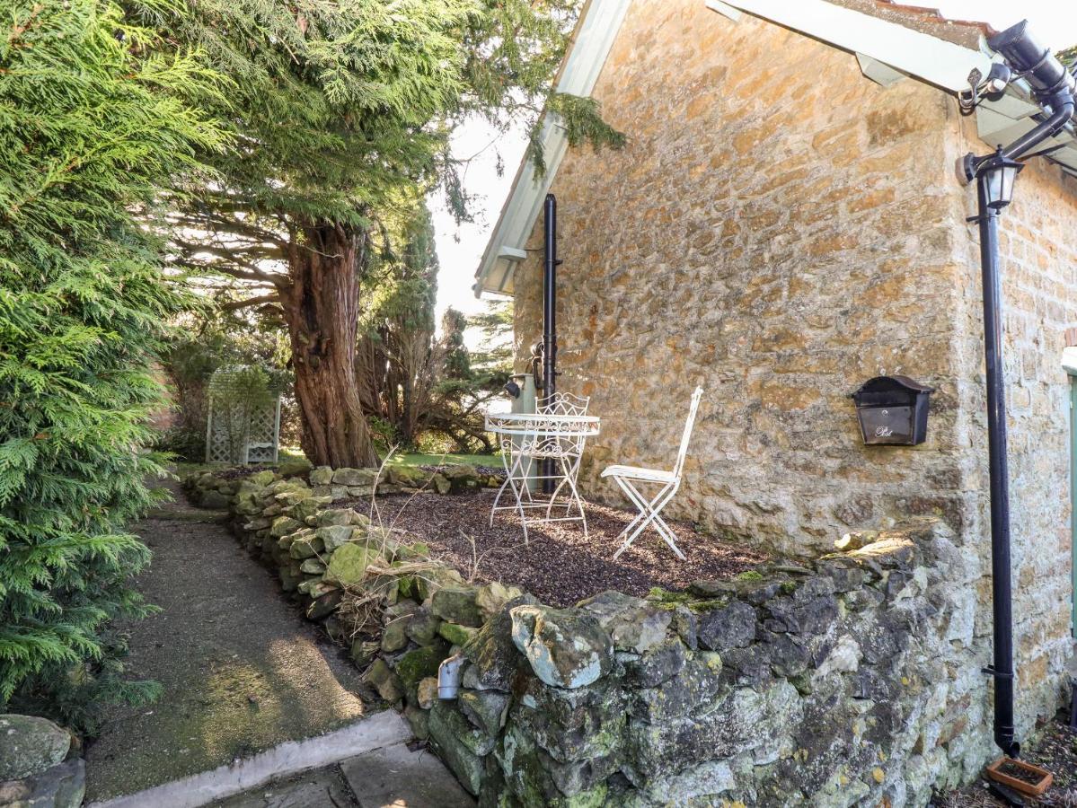 Old Blacksmiths Cottage Market Rasen Bagian luar foto