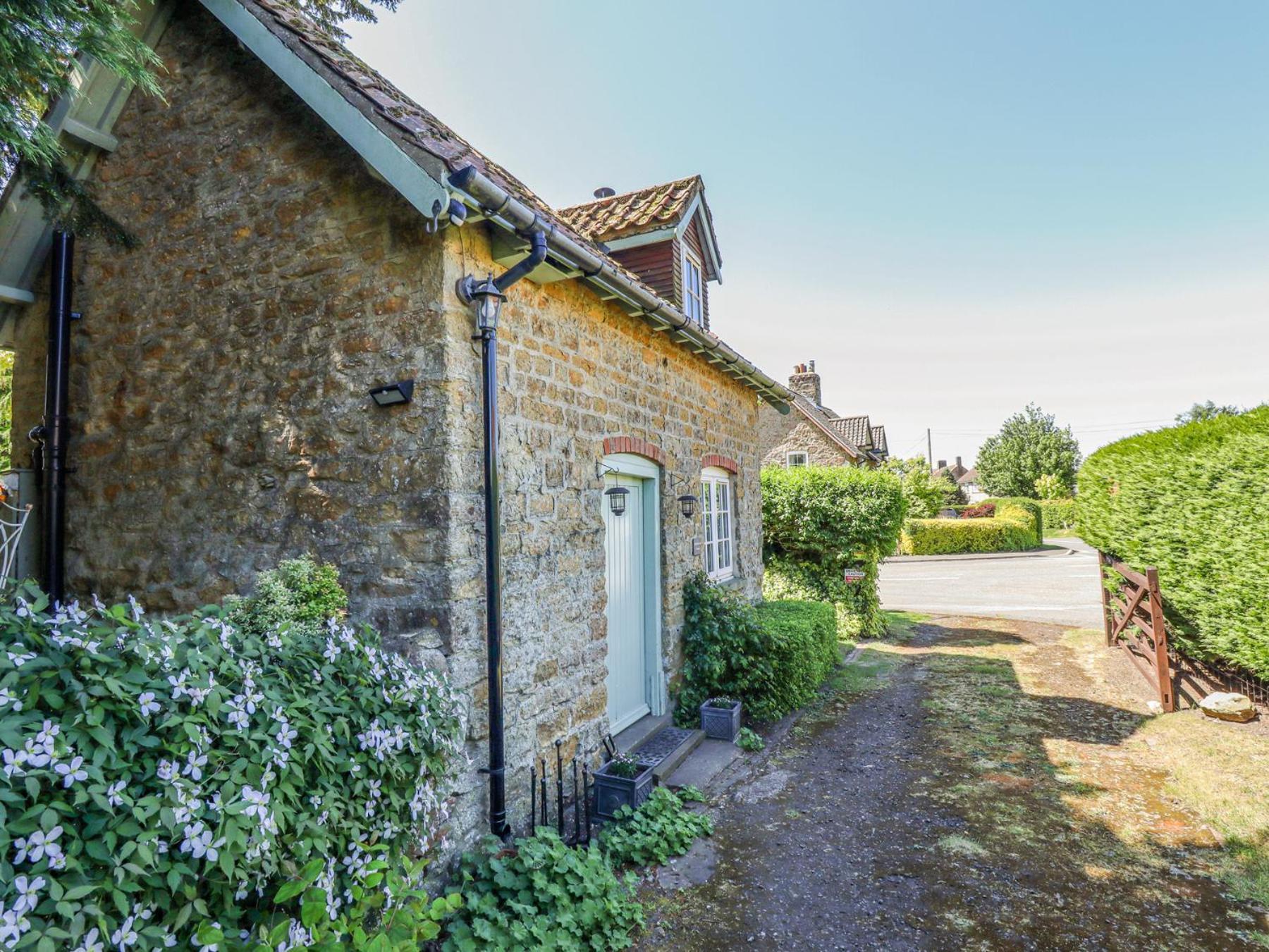 Old Blacksmiths Cottage Market Rasen Bagian luar foto
